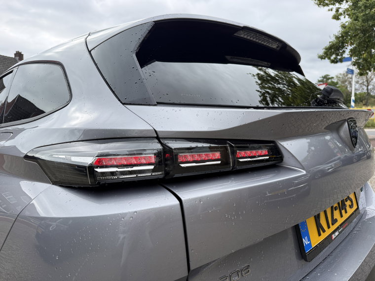 Vehicle Image 26