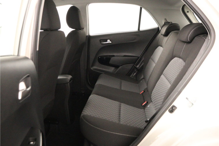 Vehicle Image 31