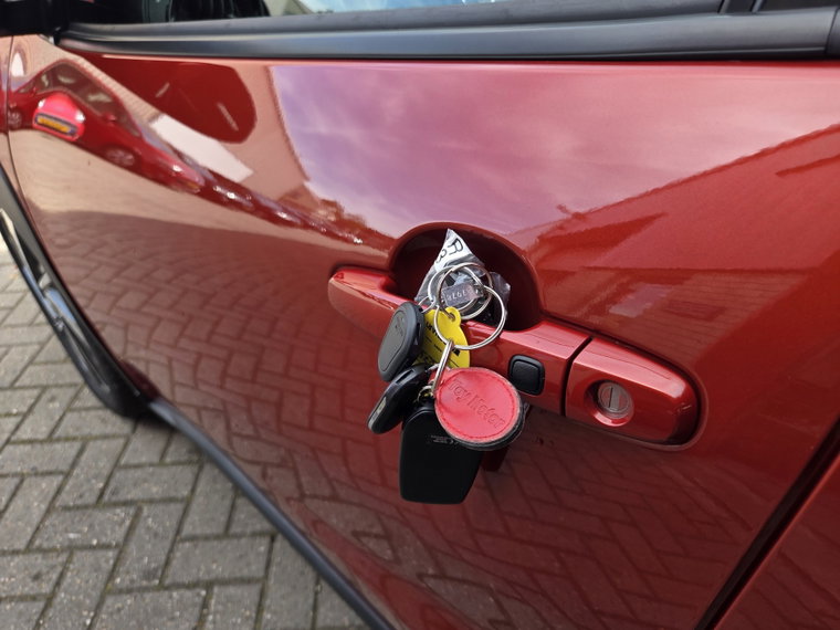 Vehicle Image 9