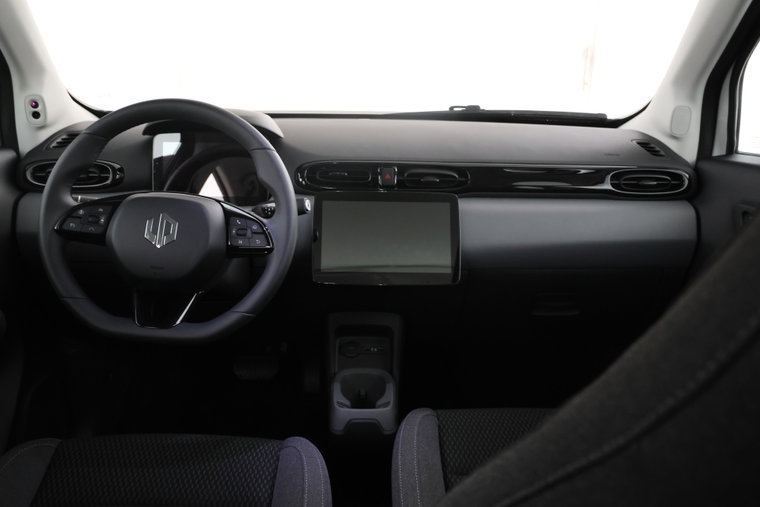 Vehicle Image 17