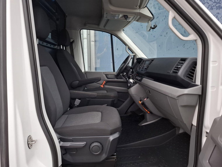 Vehicle Image 35