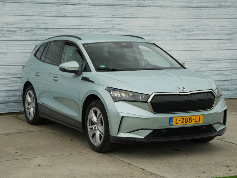 Vehicle Image 27