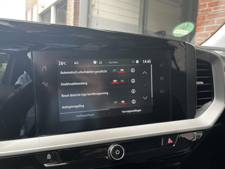 Vehicle Image 35