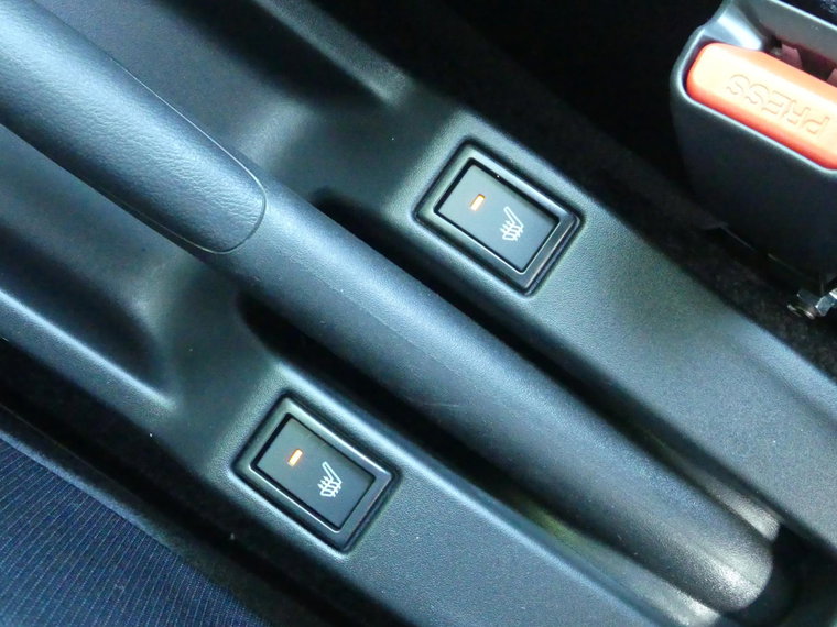 Vehicle Image 28