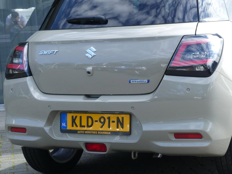 Vehicle Image 29