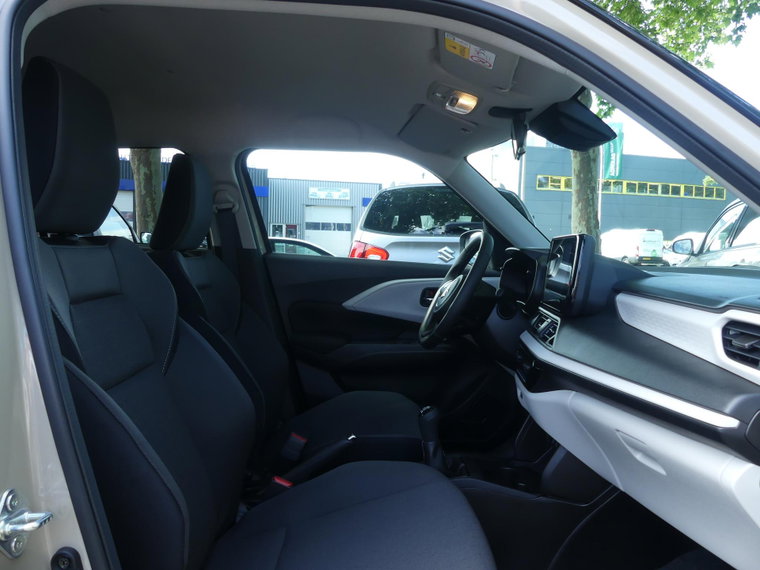 Vehicle Image 31