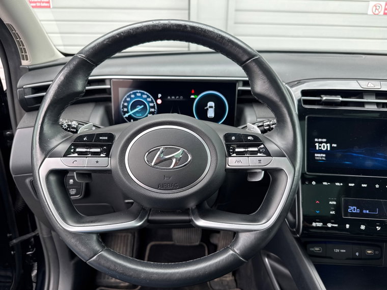 Vehicle Image 30