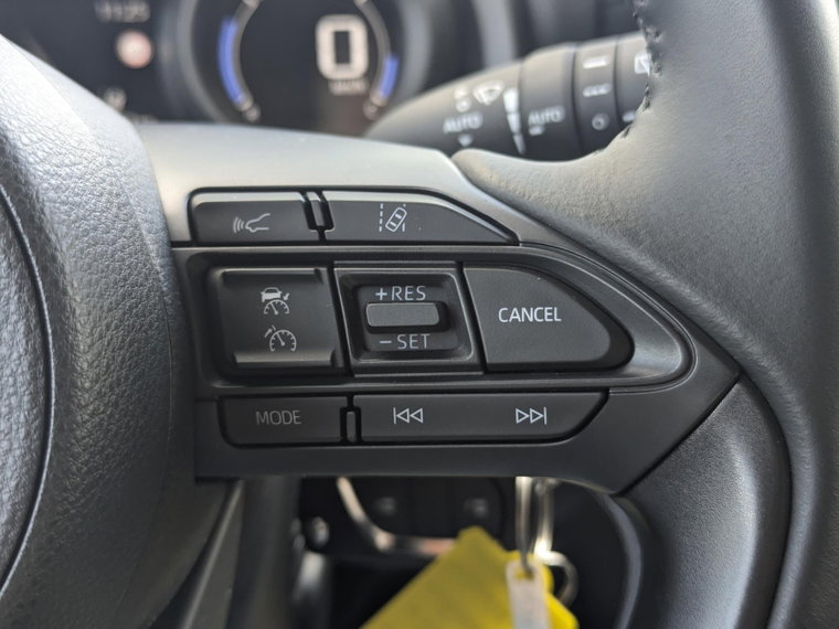 Vehicle Image 24