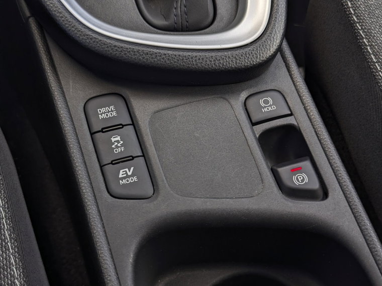 Vehicle Image 32