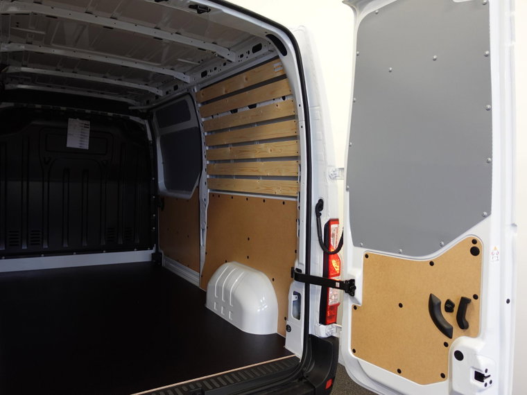 Vehicle Image 33