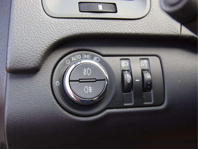 Vehicle Image 26