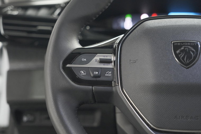 Vehicle Image 39