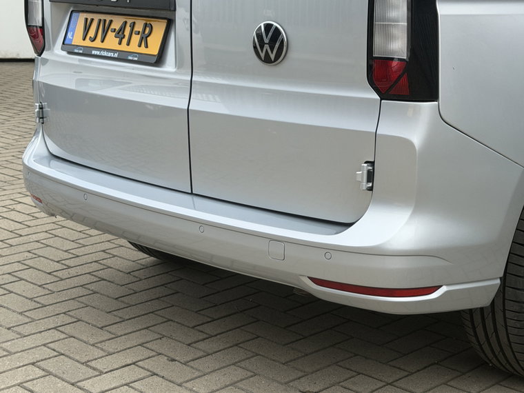 Vehicle Image 28