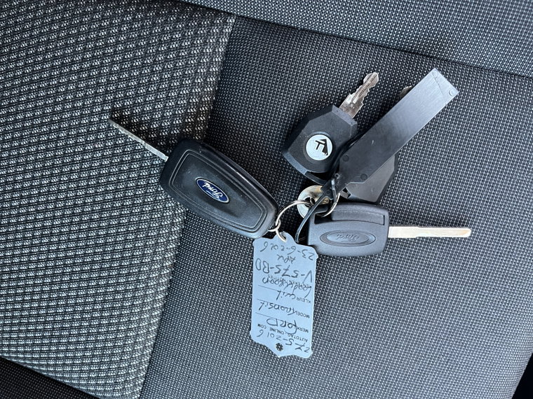 Vehicle Image 20