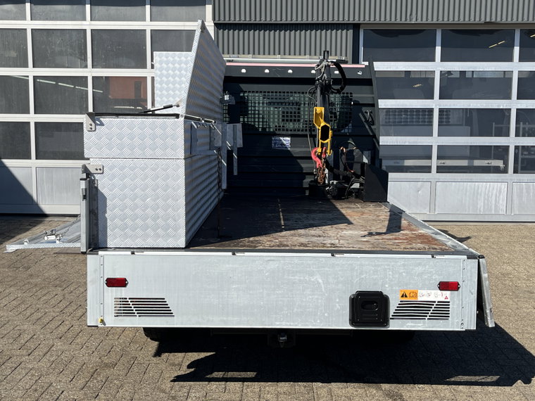 Vehicle Image 33
