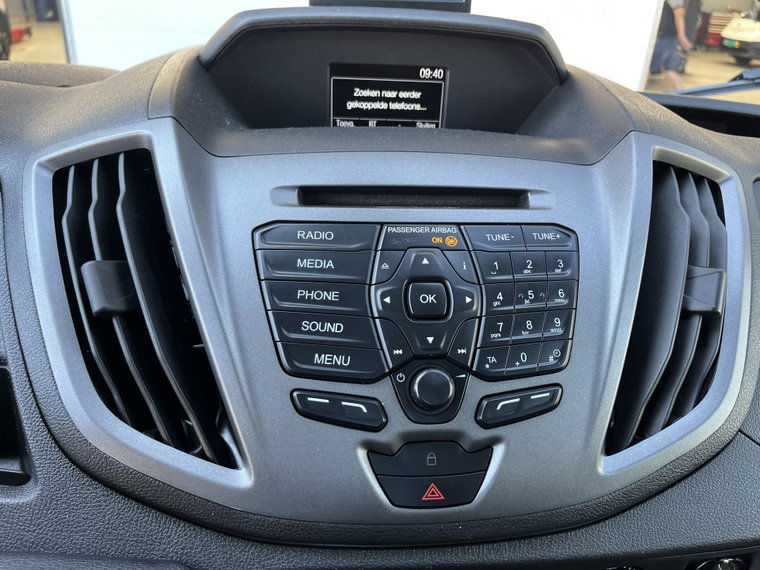 Vehicle Image 46