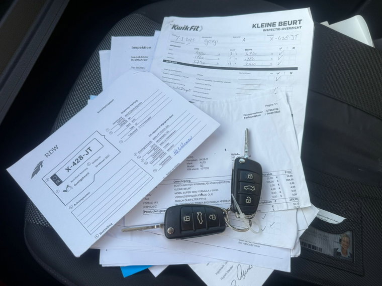 Vehicle Image 30