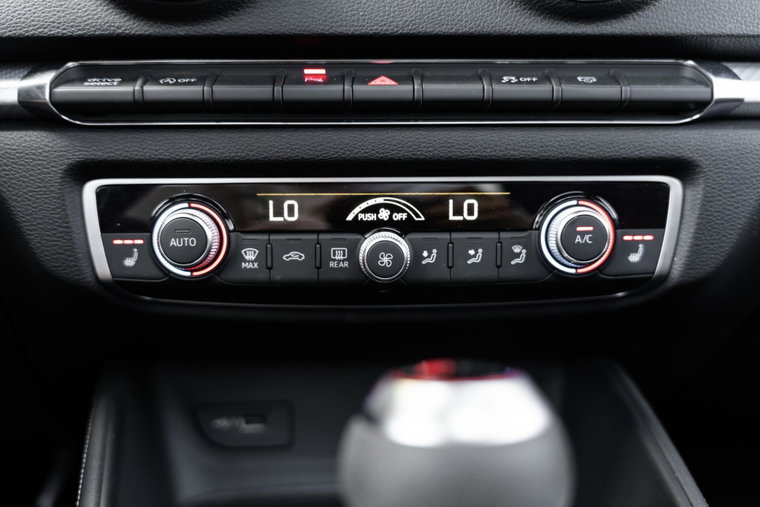Vehicle Image 45