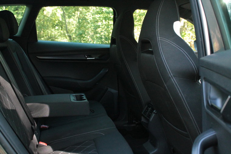 Vehicle Image 13