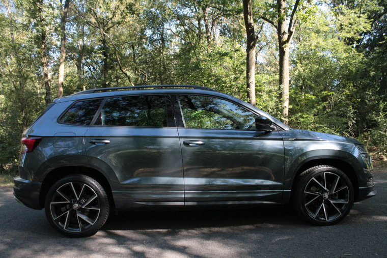 Vehicle Image 10