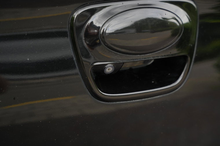 Vehicle Image 22
