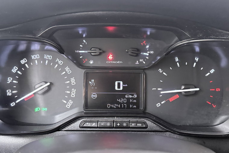 Vehicle Image 23