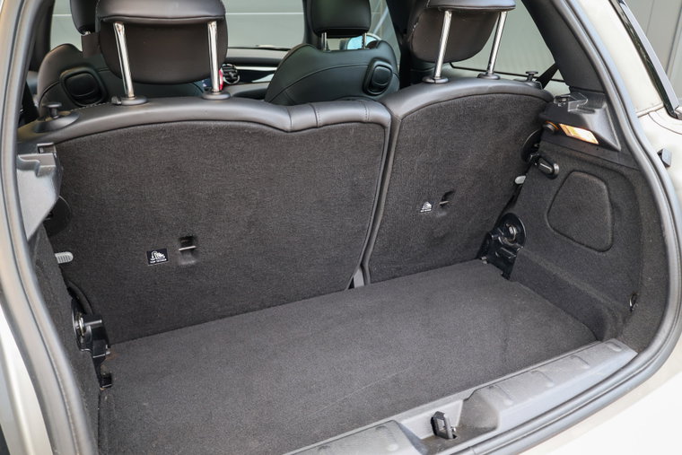 Vehicle Image 41
