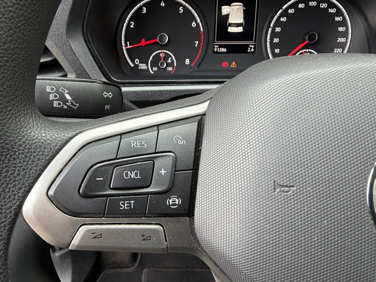 Vehicle Image 27