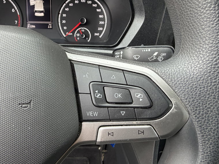 Vehicle Image 28