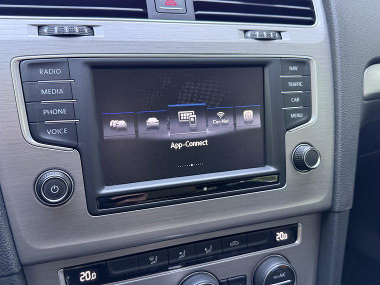 Vehicle Image 30