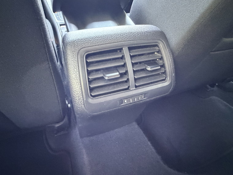 Vehicle Image 39