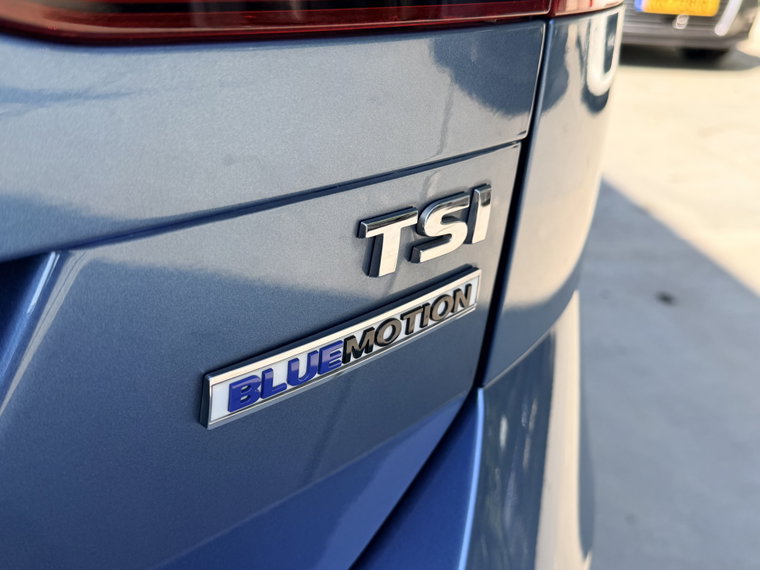 Vehicle Image 50