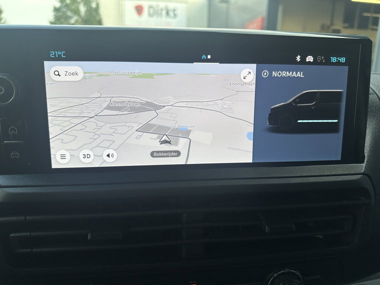 Vehicle Image 17