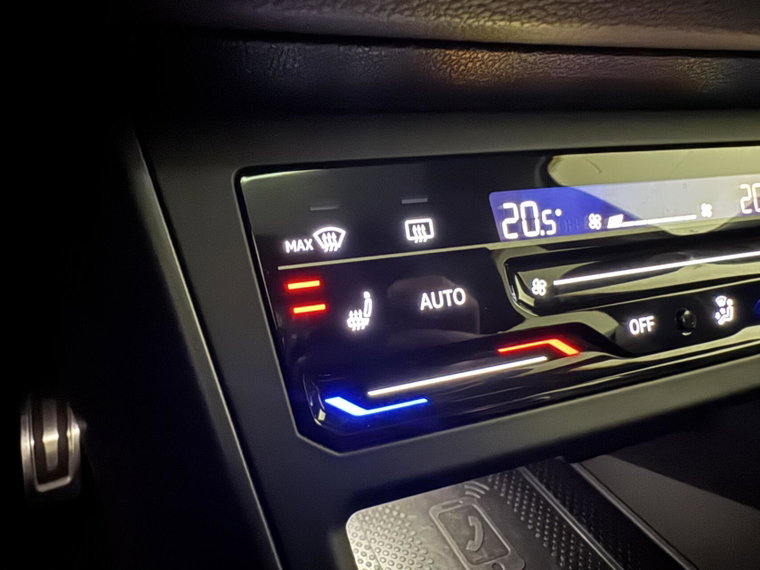 Vehicle Image 45