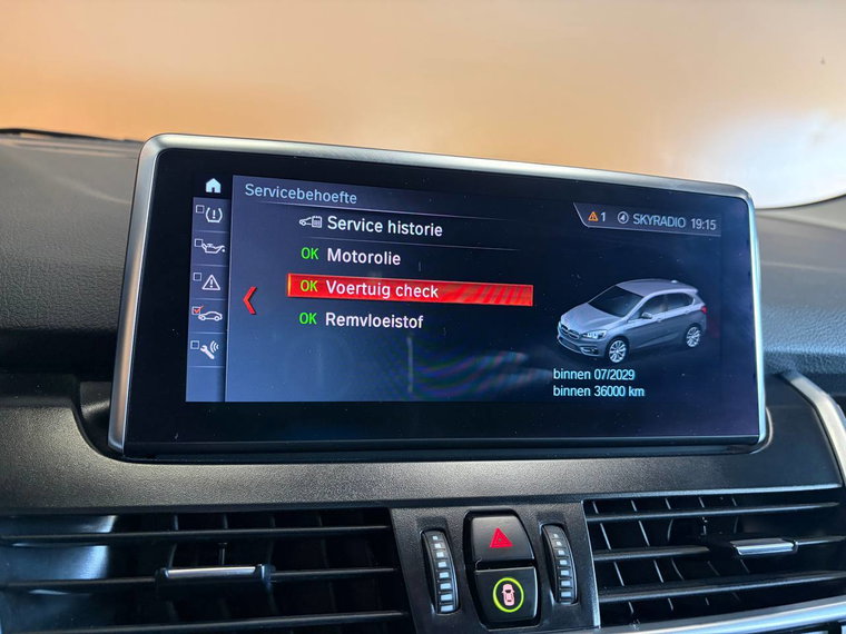 Vehicle Image 36
