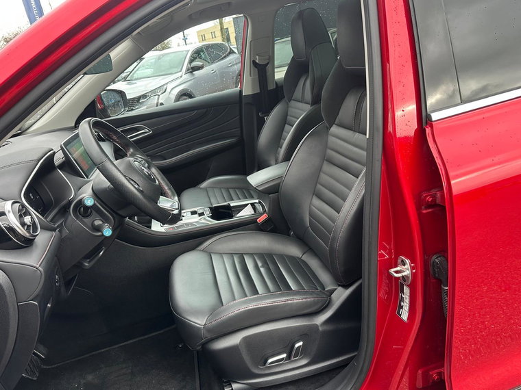 Vehicle Image 17