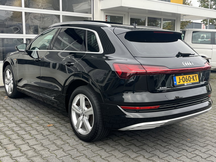 Vehicle Image 50