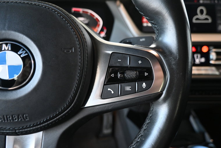 Vehicle Image 40