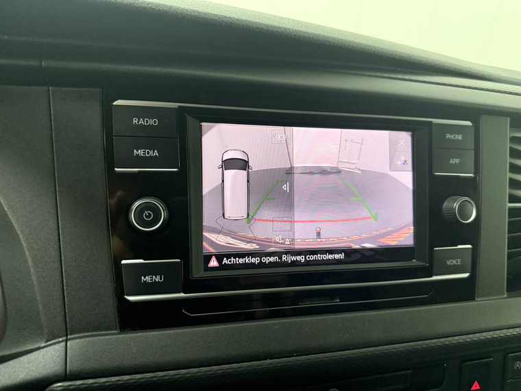 Vehicle Image 18