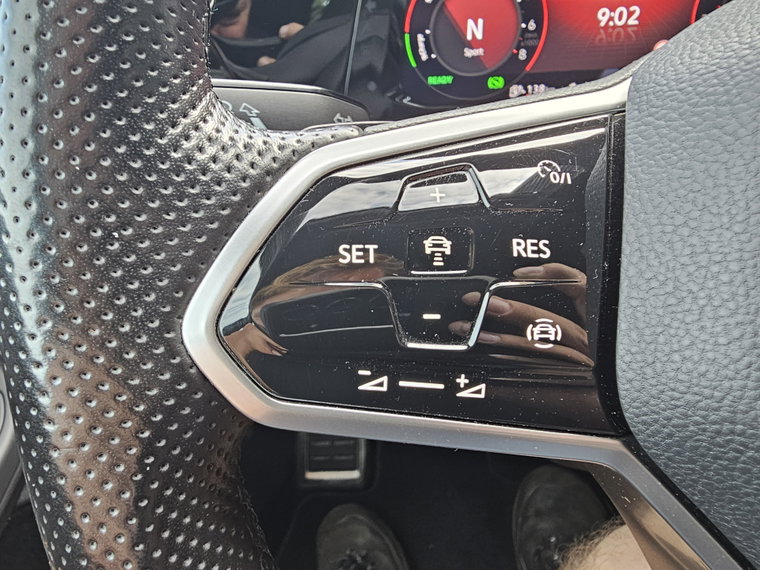 Vehicle Image 37