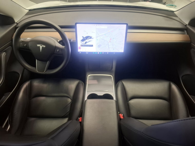 Vehicle Image 20