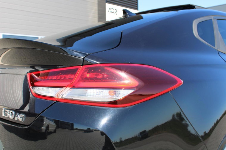 Vehicle Image 13