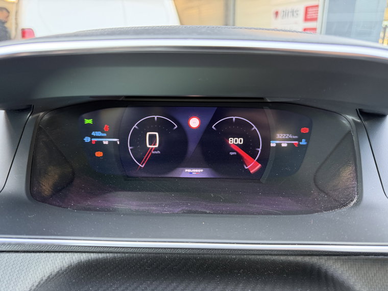 Vehicle Image 17