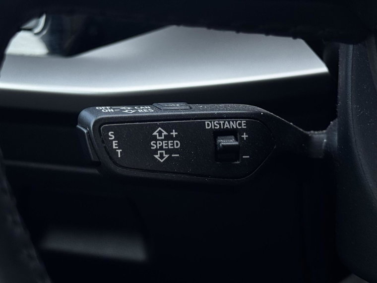 Vehicle Image 34
