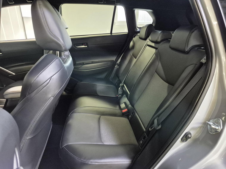 Vehicle Image 16