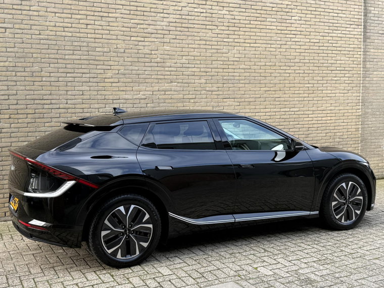 Vehicle Image 39
