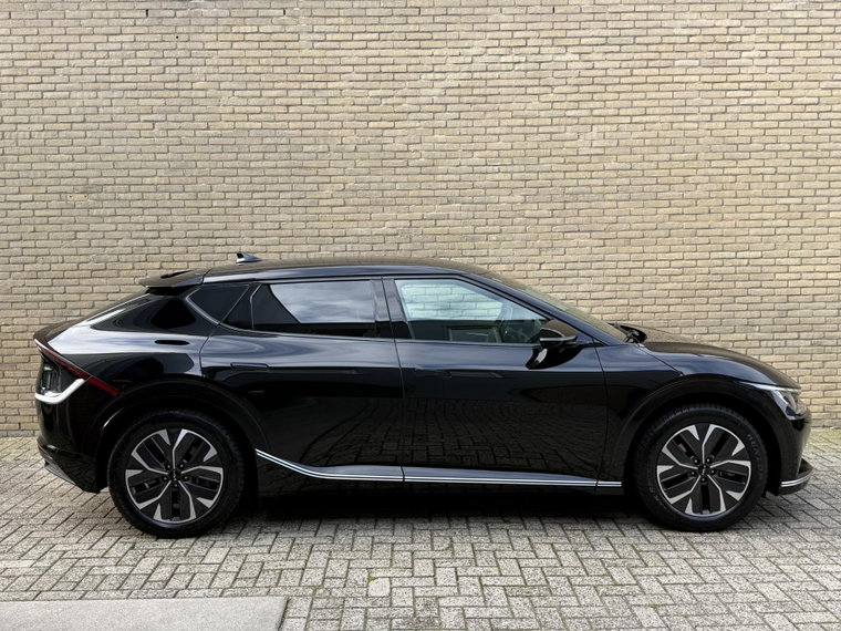 Vehicle Image 40