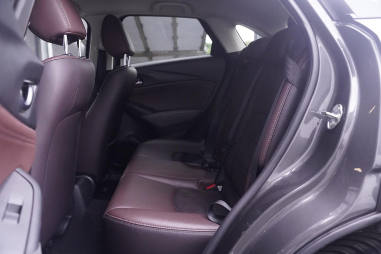 Vehicle Image 39
