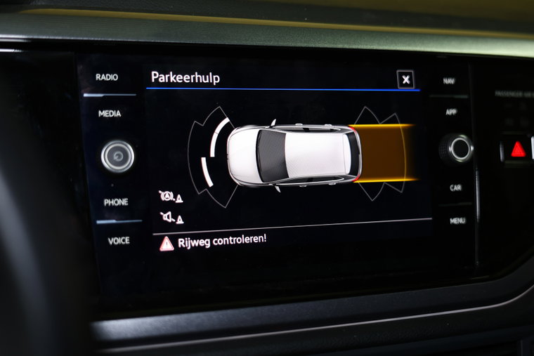 Vehicle Image 19