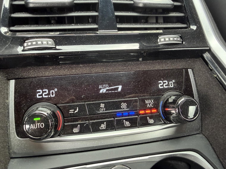Vehicle Image 41